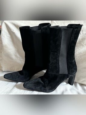 Newport News Black Suede Stretch Mid-Calf Boots Size 7 Block Heel